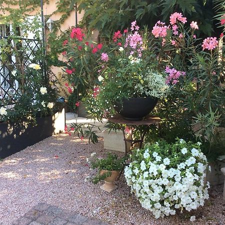 La Villa Rosalie Ventabren Dış mekan fotoğraf