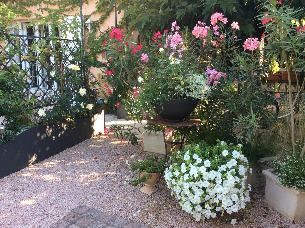 La Villa Rosalie Ventabren Dış mekan fotoğraf